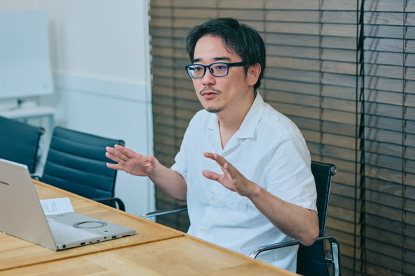 野田様 話す姿